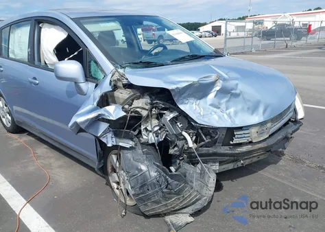 2009 Nissan Versa 1.8Sl z USA, uszkodzony, nr VIN 3N1BC13E09L410085